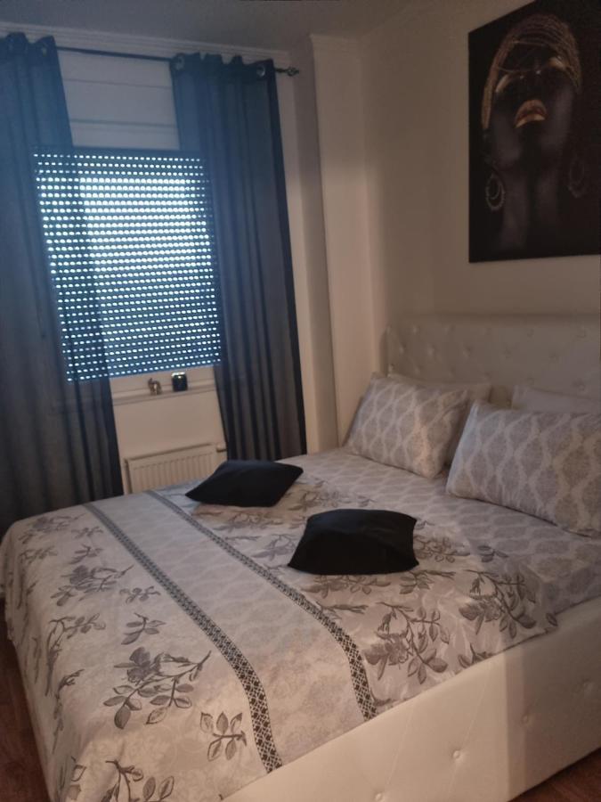 Apartman Anamarija Διαμέρισμα Μπάνια Λούκα Εξωτερικό φωτογραφία